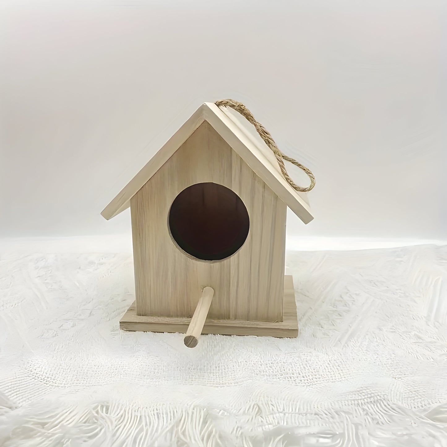 Vogelhaus aus Naturholz Hängendes Nistkasten Design