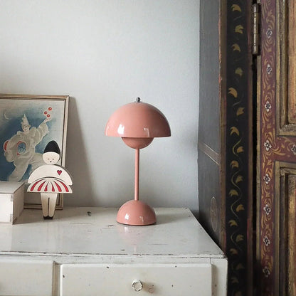 Lampe de table LED moderne sans fil design scandinave
