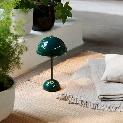 Lampe de table LED moderne sans fil design scandinave