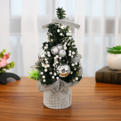 Kleiner Weihnachtsbaum Dekoration Tisch Fenster