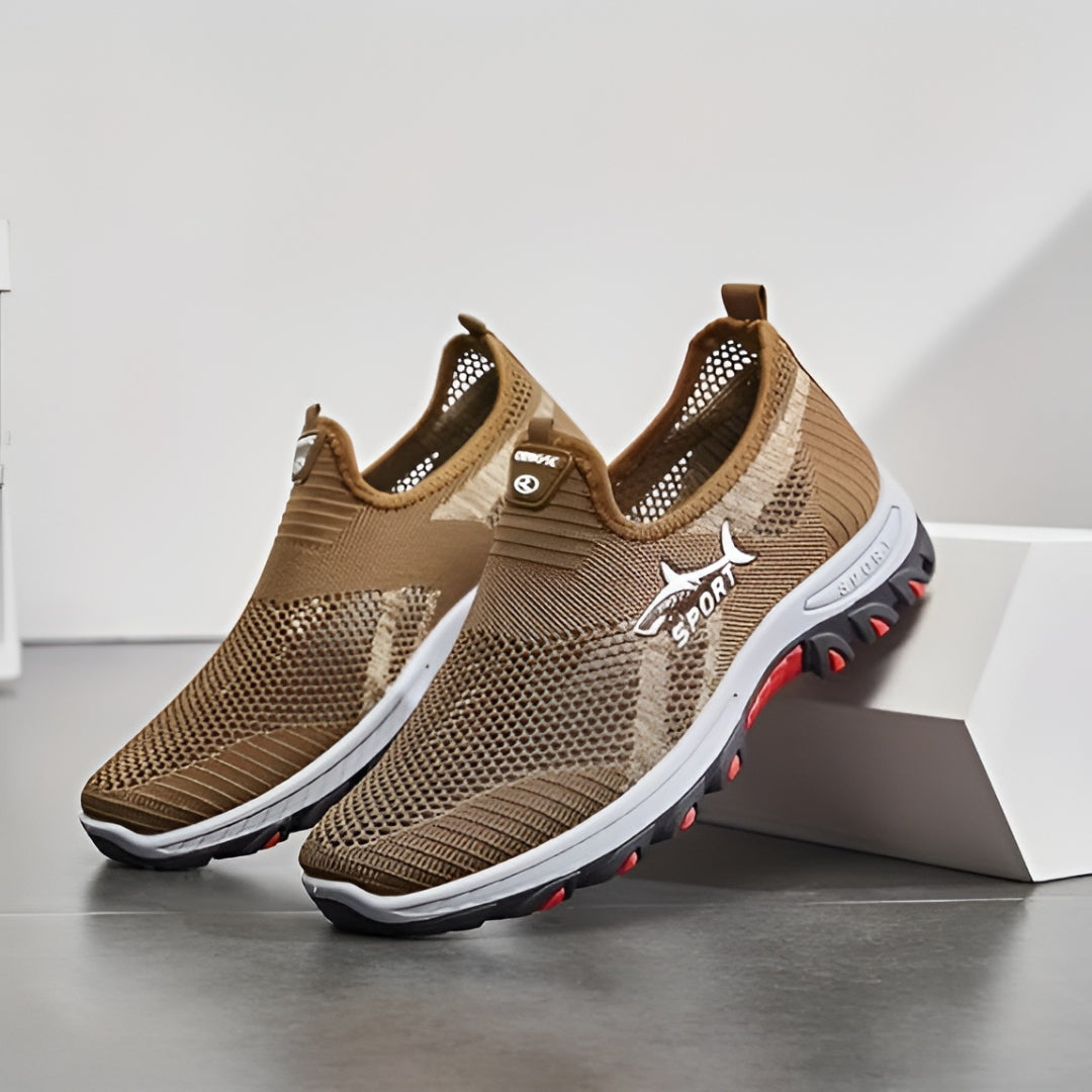 Men's slip-on sneaker with profile sole