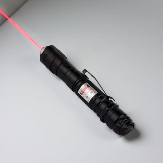 Precise laser pointer for outdoor applications