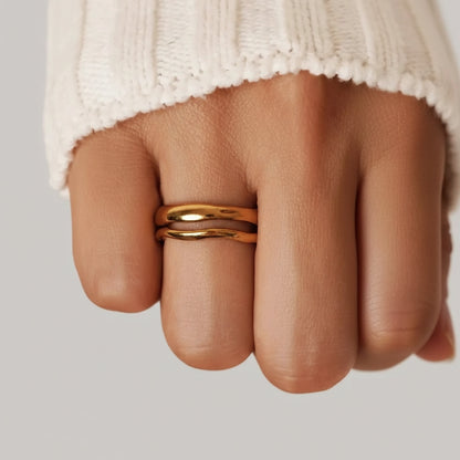 Anillo apilable elegante Acero inoxidable con circonitas Baño de oro y rodio