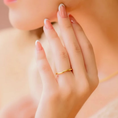 Anillo apilable elegante Acero inoxidable con circonitas Baño de oro y rodio