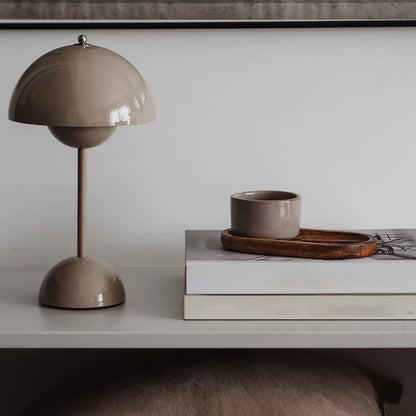 Lampe de table LED moderne sans fil design scandinave
