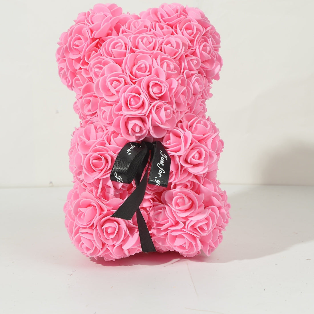 Orso di peluche con rose regalo di San Valentino per innamorati