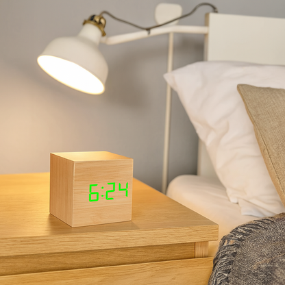 Wecker Digital LED Modern Holz Design Anzeige Funktionen
