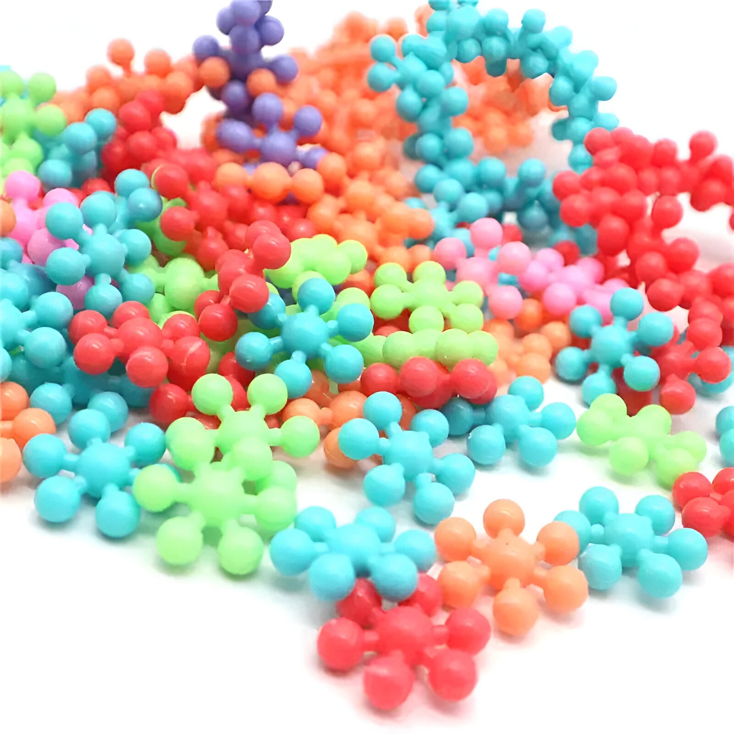 Bauspielzeug aus Kunststoff – Kreative Schneeflockensteine