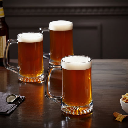 Oktoberfest Bierkrüge Küchenbedarf Set Graviert - Image 1