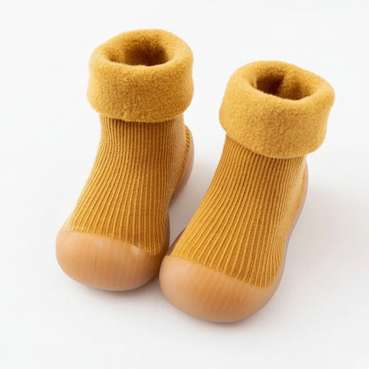 Warme Sicherheit – Rutschfeste Sockenschuhe Für Kleinkinder - Image 11